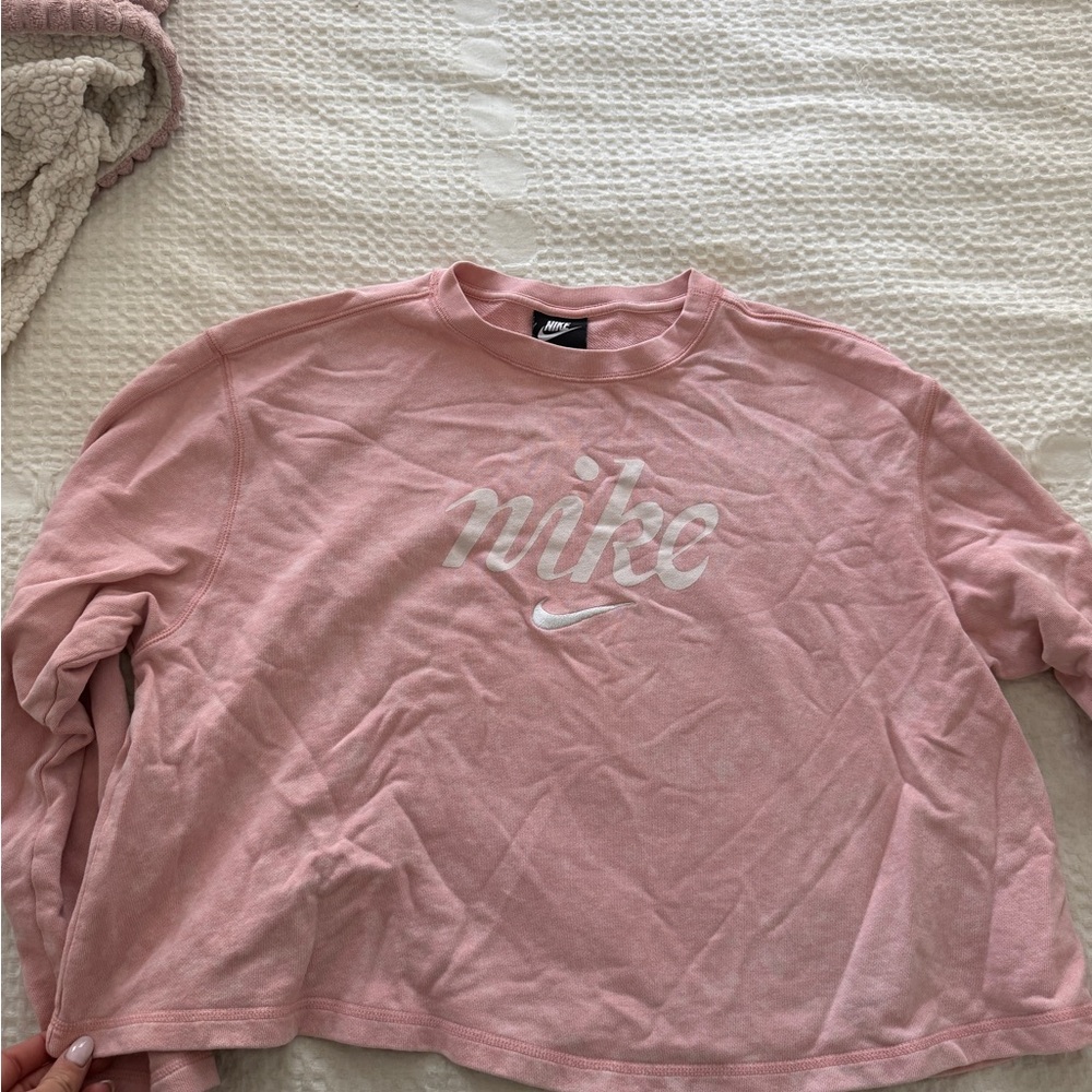 Nike Soft Pink Crewneck